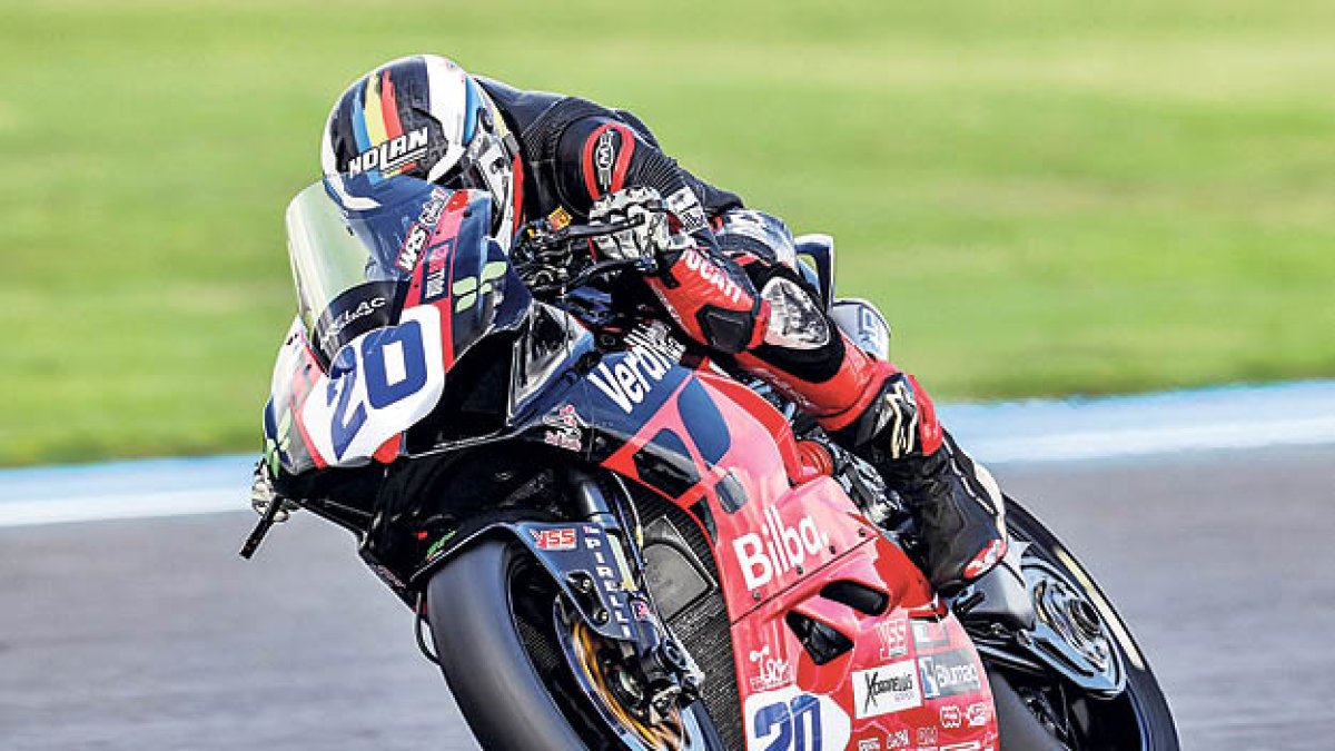 Cardelús, a Magny-Cours.