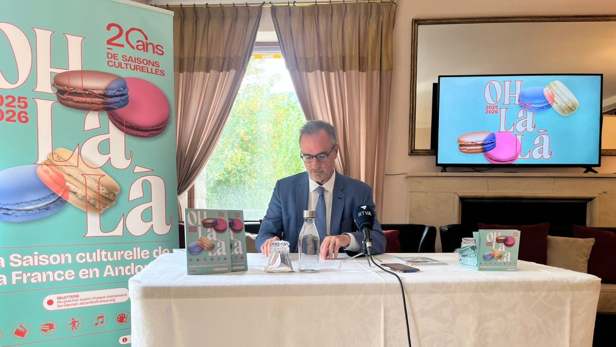 L'ambaixador francès a Andorra, Nicolas Eybalin, durant la presentació de la temporada cultural