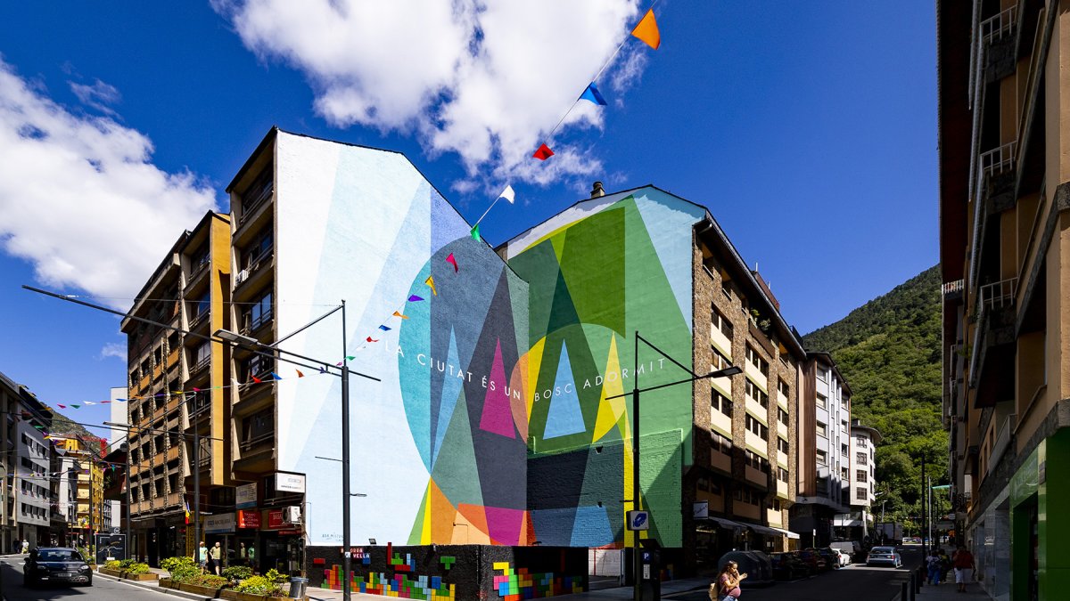 El mural és al carrer Bonaventura Riberaygua.