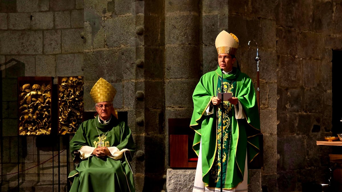El copríncep i bisbe d'Urgell, Mons. Josep-Lluís Serrano, durant la commemoració del primer aniversari de l’ordenació episcopal.