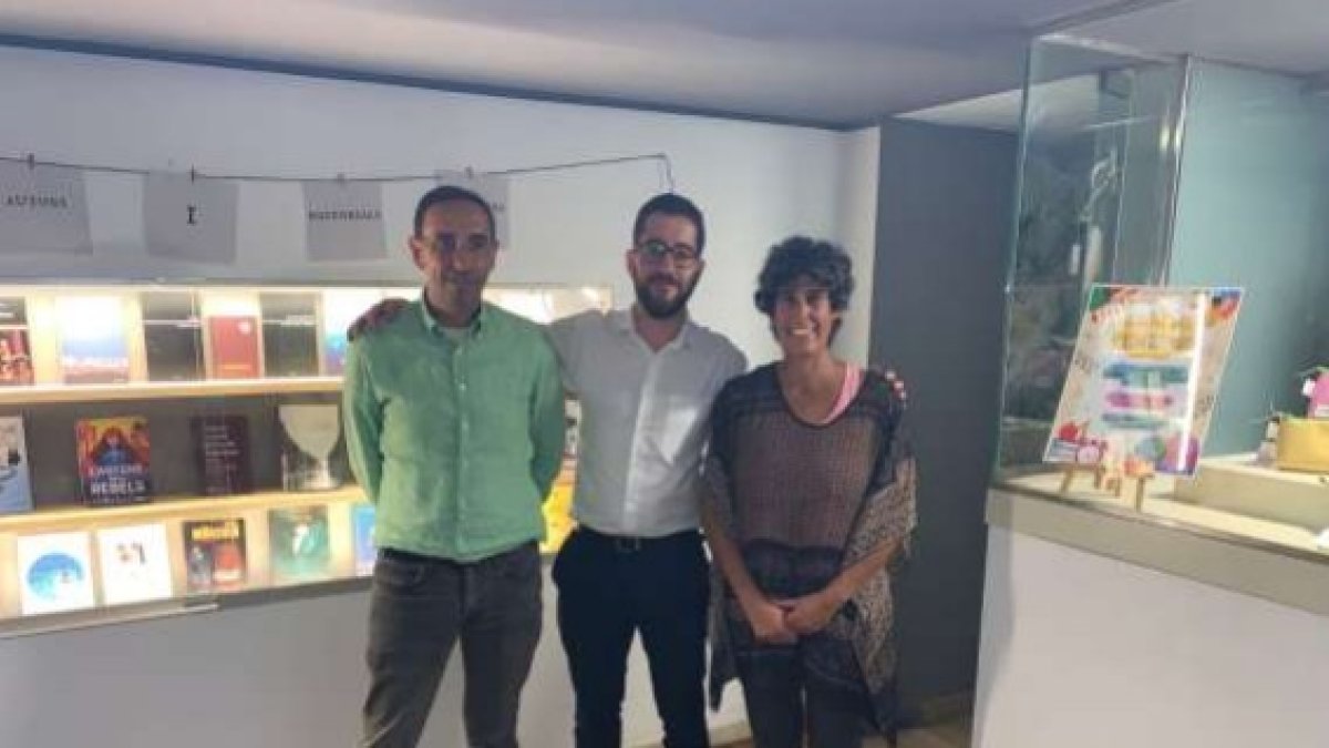 Junta directiva, d’esquerra a dreta, Jordi Robert-Ribes, Guillem Finñana i Àurea Ponsa