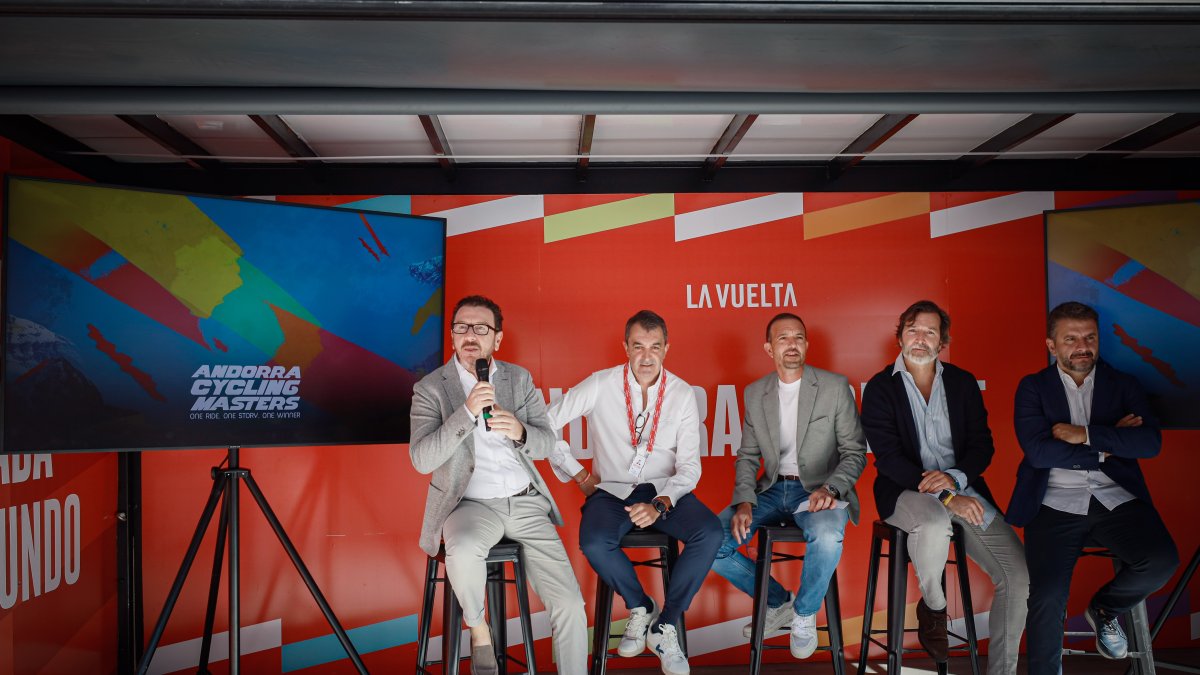 Presentació de la prova en el marc de la Vuelta.