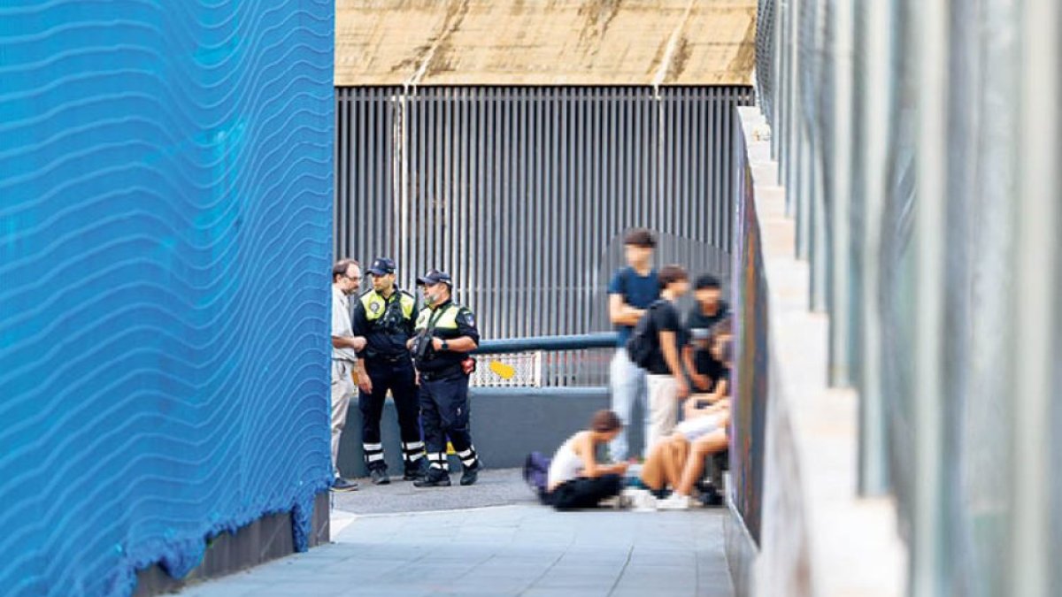La zona d’Escaldes on s’acostumen a reunir els joves.