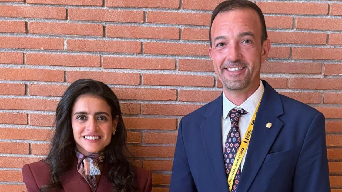 La secretària general electa d'ONU Turisme amb el ministre Torres