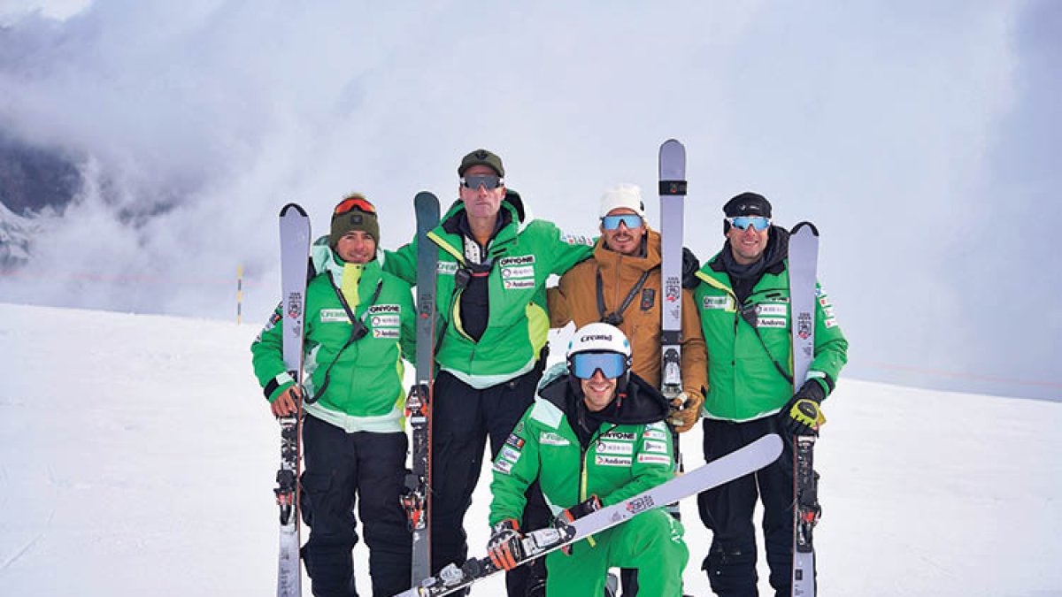 Verdú amb el seu equip.