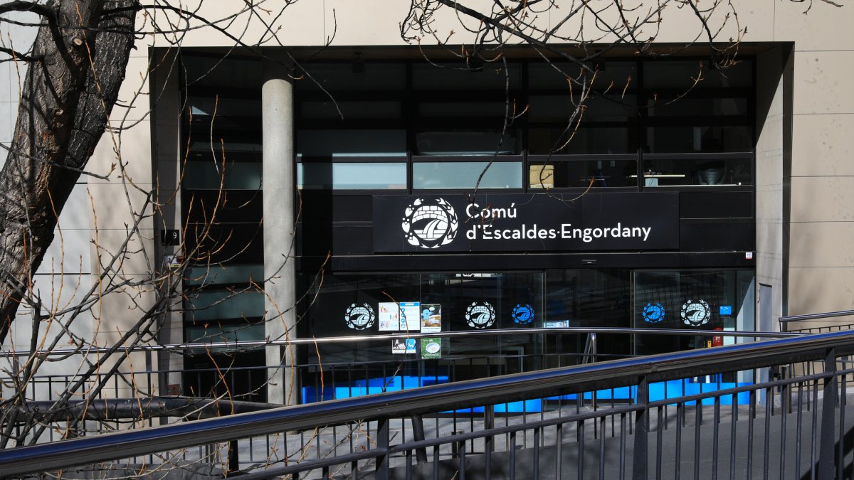 Accés al comú d’Escaldes-Engordany.