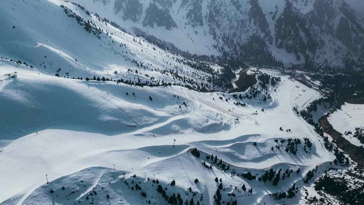 Una pista d'esquí a Almati.