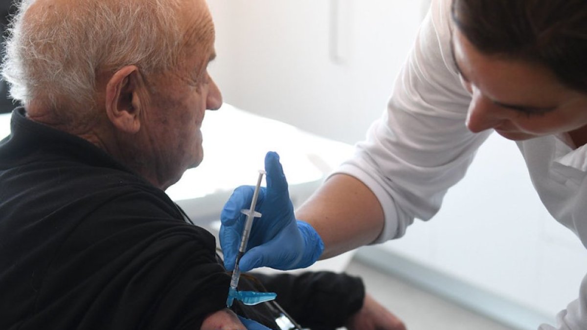 Inici de la campanya de vacunació de la grip.