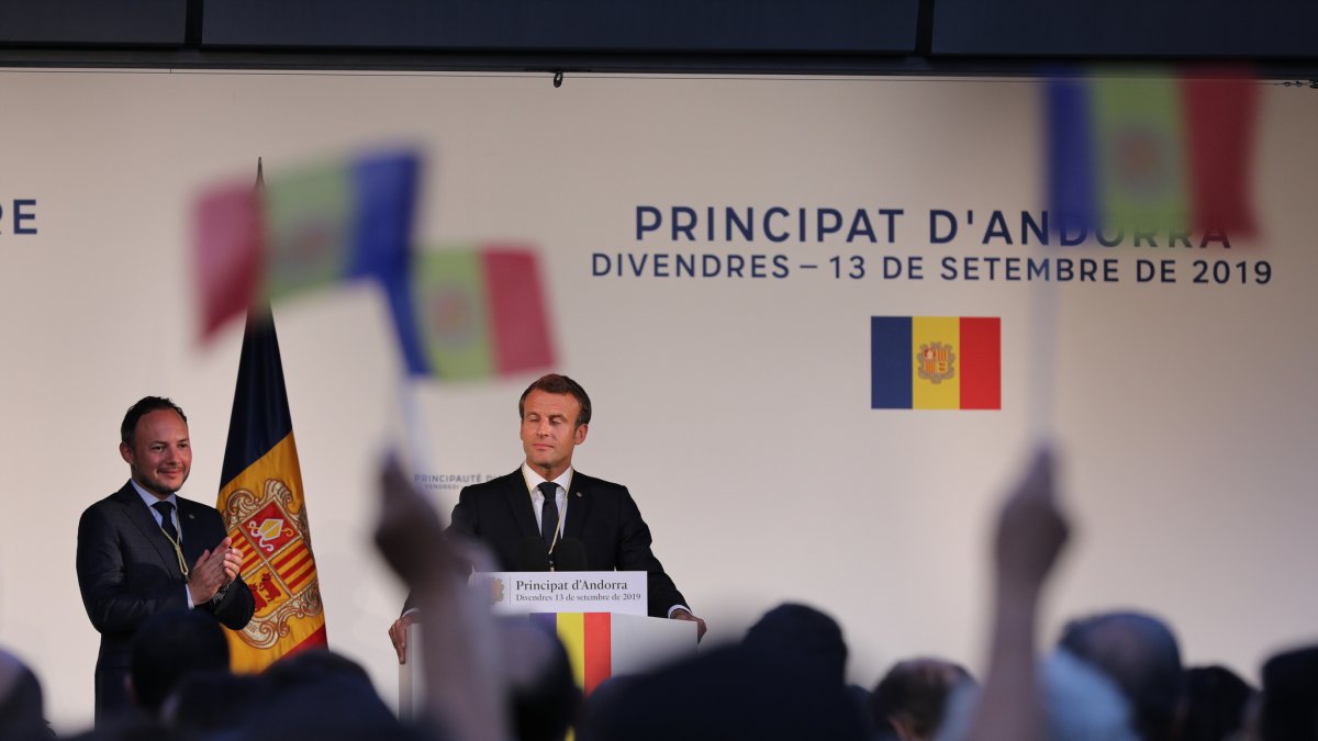 Emmanuel Macron en el discurs públic durant la visita a Andorra del setembre del 2019
