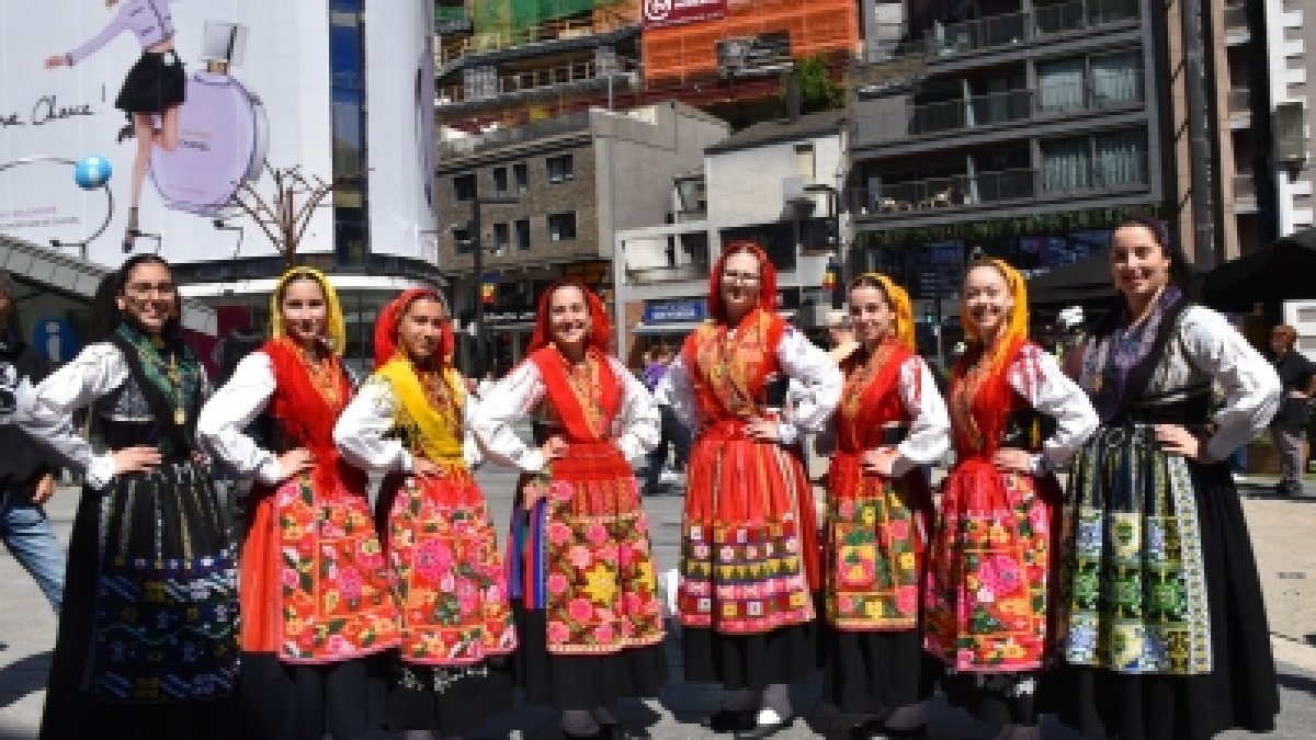 Membres del Grup de Folklore Casa de Portugal.