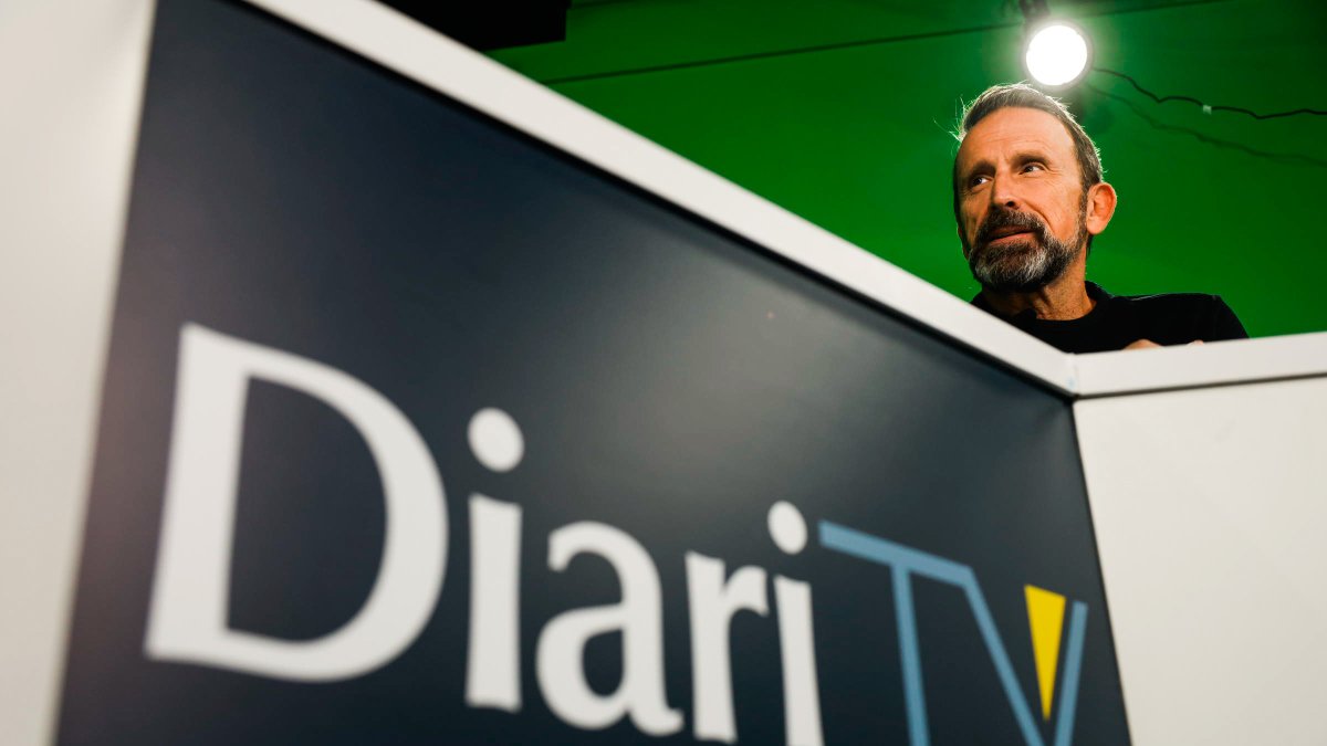 L’entrenador del MoraBanc Andorra, Joan Plaza, al plató de Diari TV.