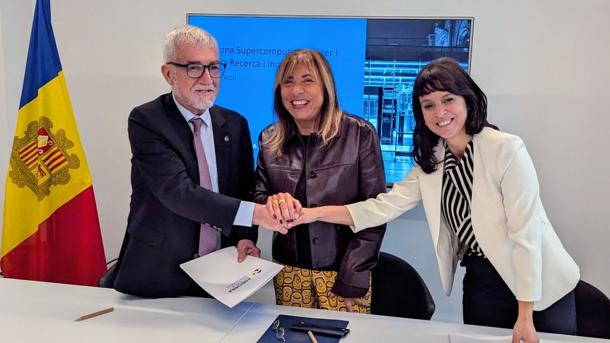 Acte de signatura del protocol d’actuació entre AR+I i el Barcelona Supercomputing Cente