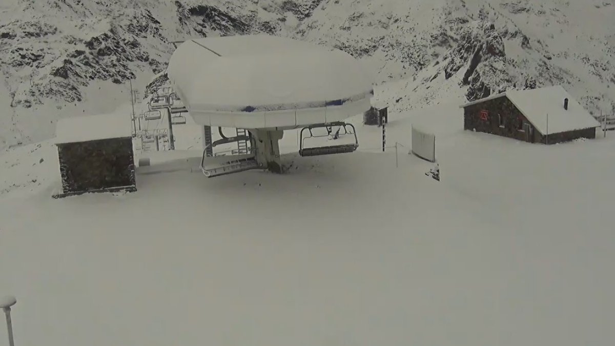 L'estació d'Arcalís nevada després de les pluges d'aquesta matinada