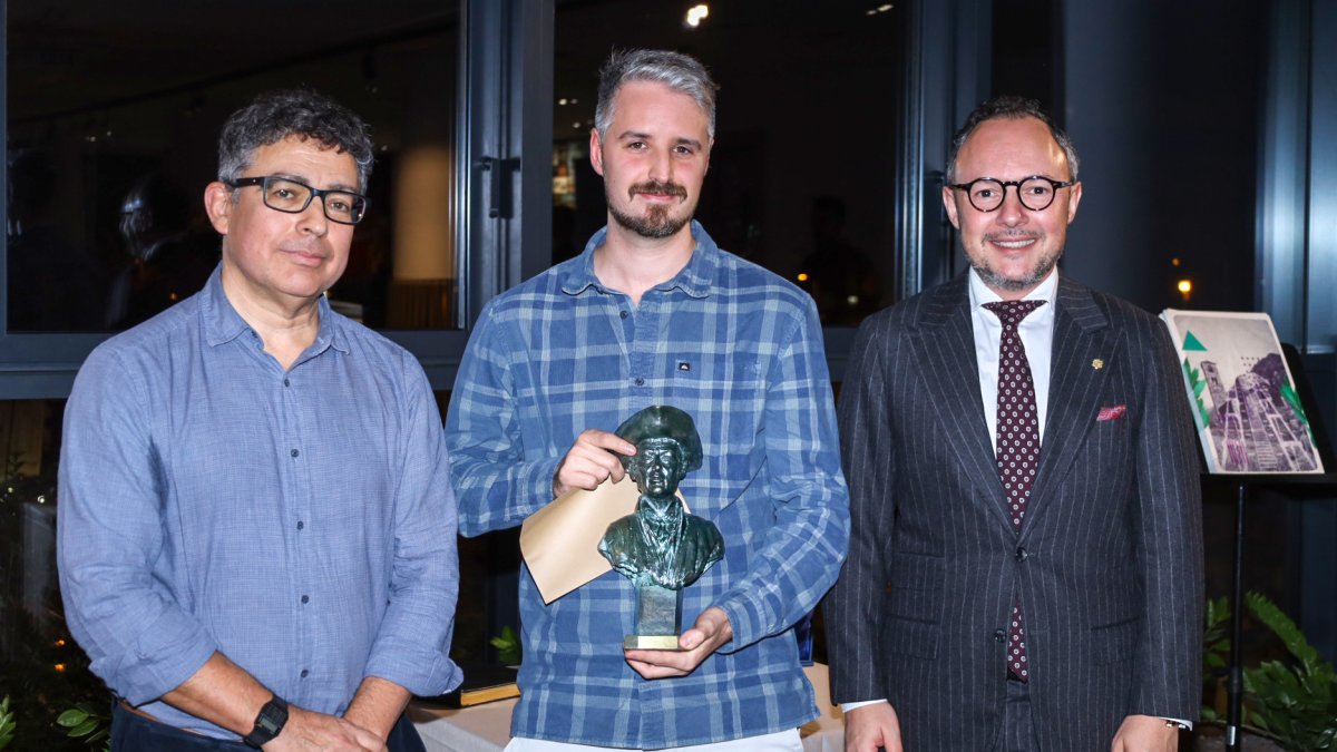 Nil Forcada Vives, premiat amb el guardó Fiter i Rosell de l'edició passada