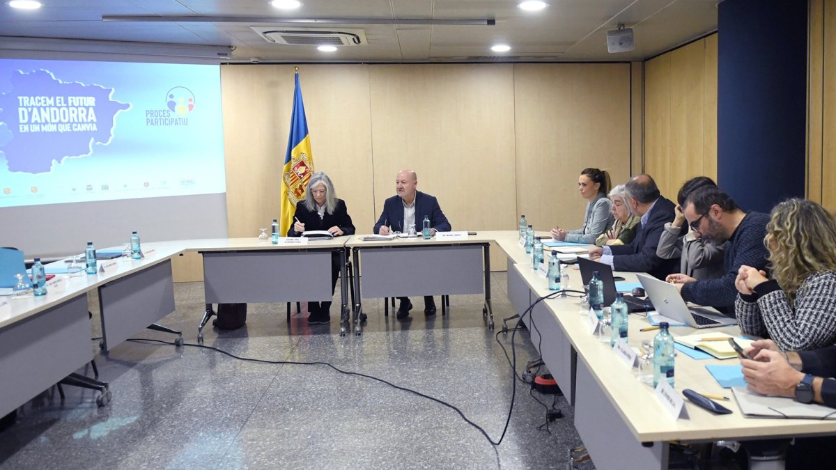 Diversos membres del comité rector del procès, reunits a l'assemblea ciutadabna, aquesta setmana