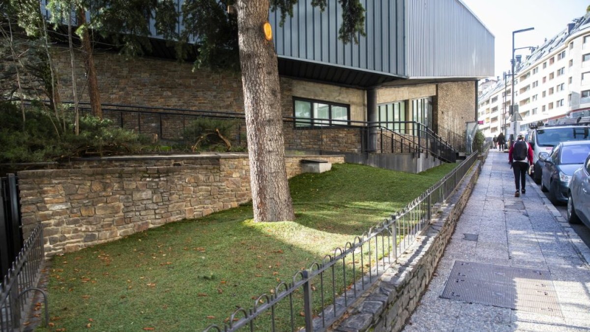 L’exterior del pavelló.