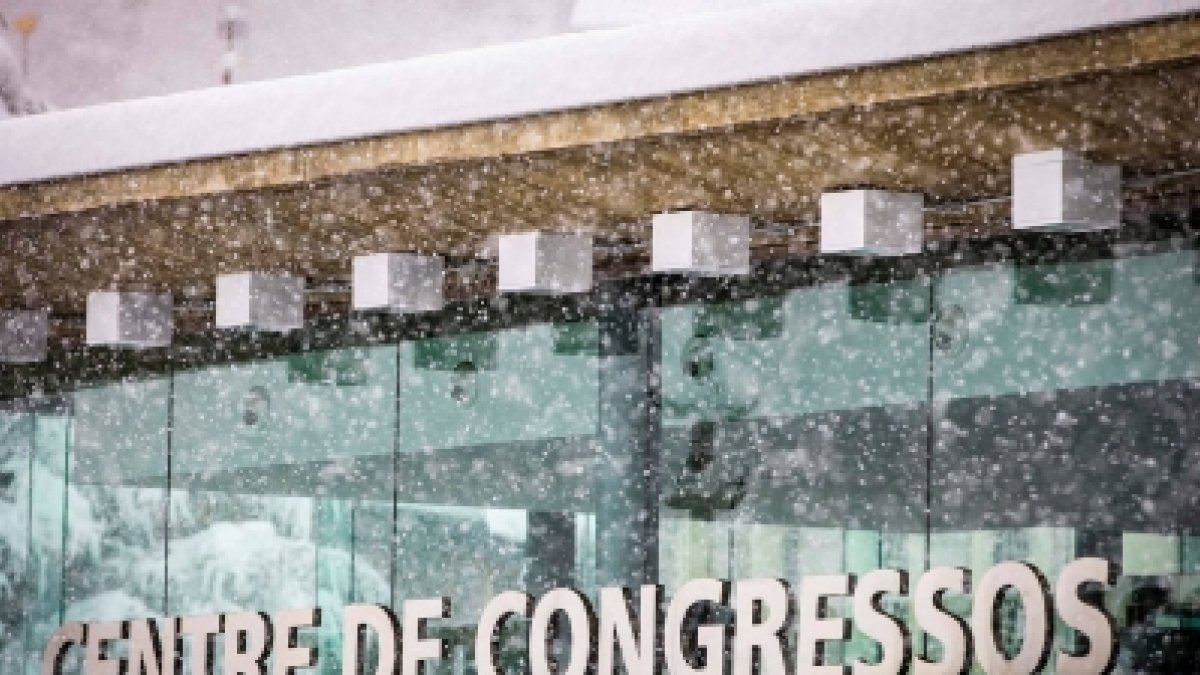 La façana del Centre de Congressos d'Andorra la Vella.