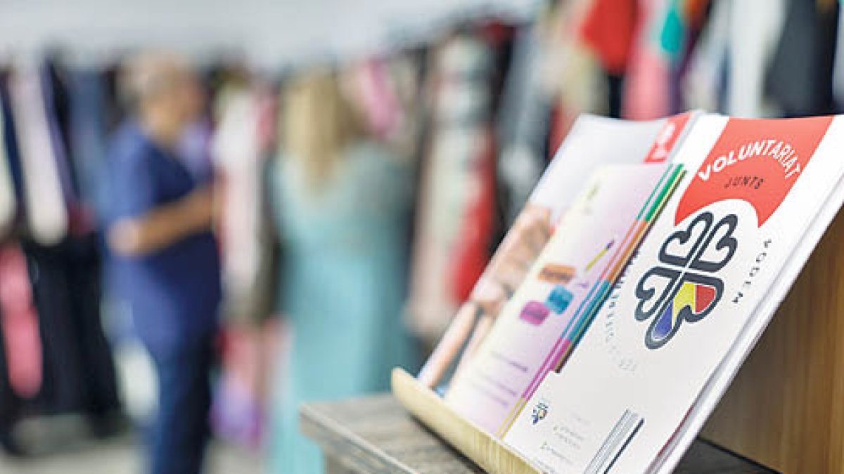 Servei de voluntariat de Caritas.