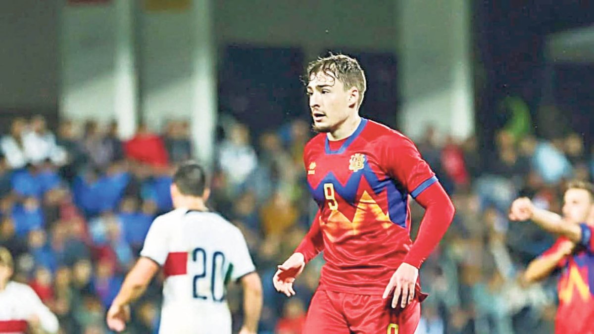 Balastegui, una de les novetats, amb la sub-21.