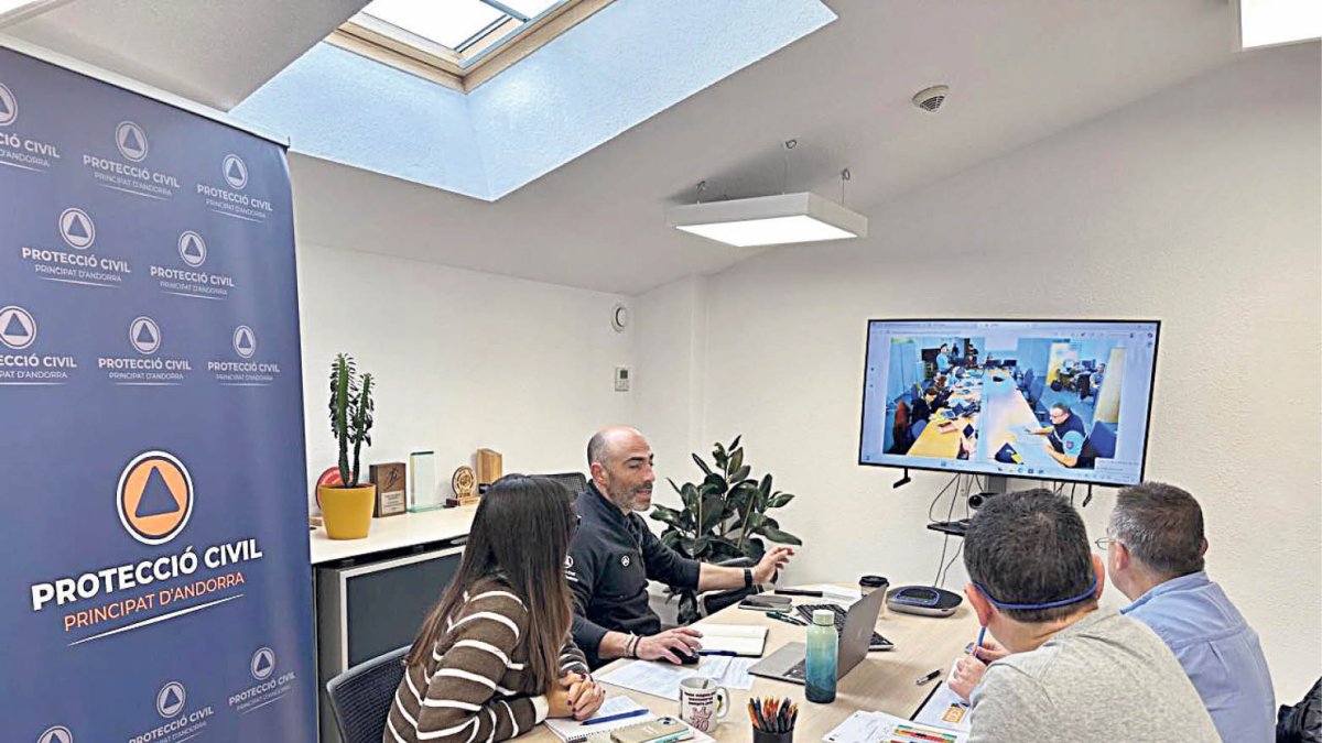 El “simulacre de despatx”.