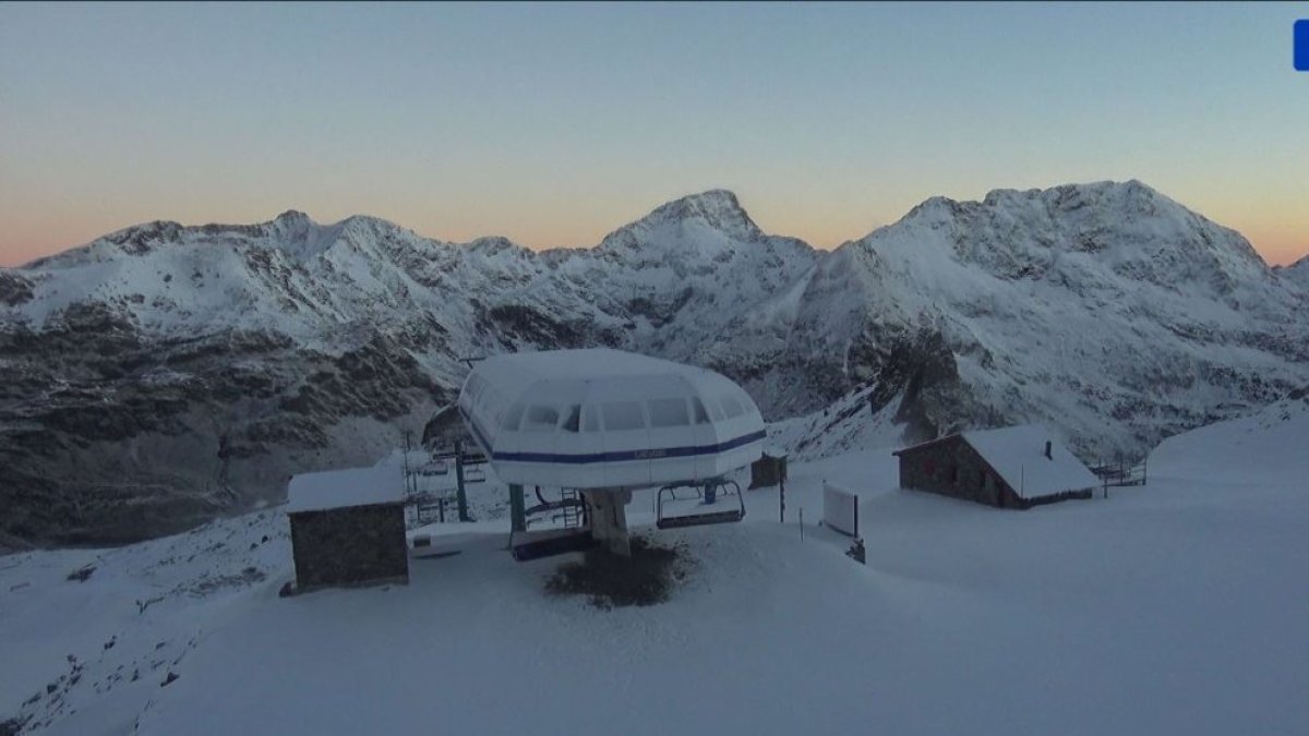 Neu als cims del Pas de la Casa.