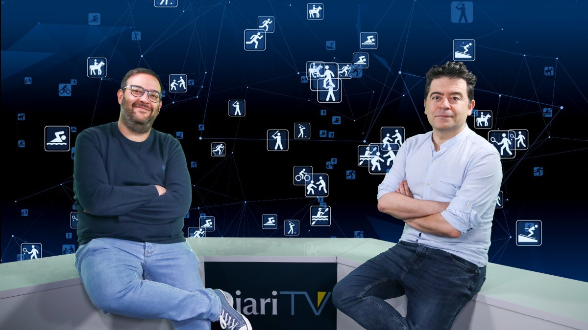 Els conductors del programa als estudis de Diari TV.
