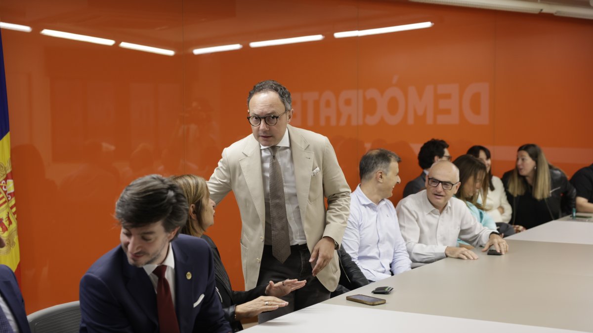 Espot va anunciar que deixava el càrrec a l’última executiva.