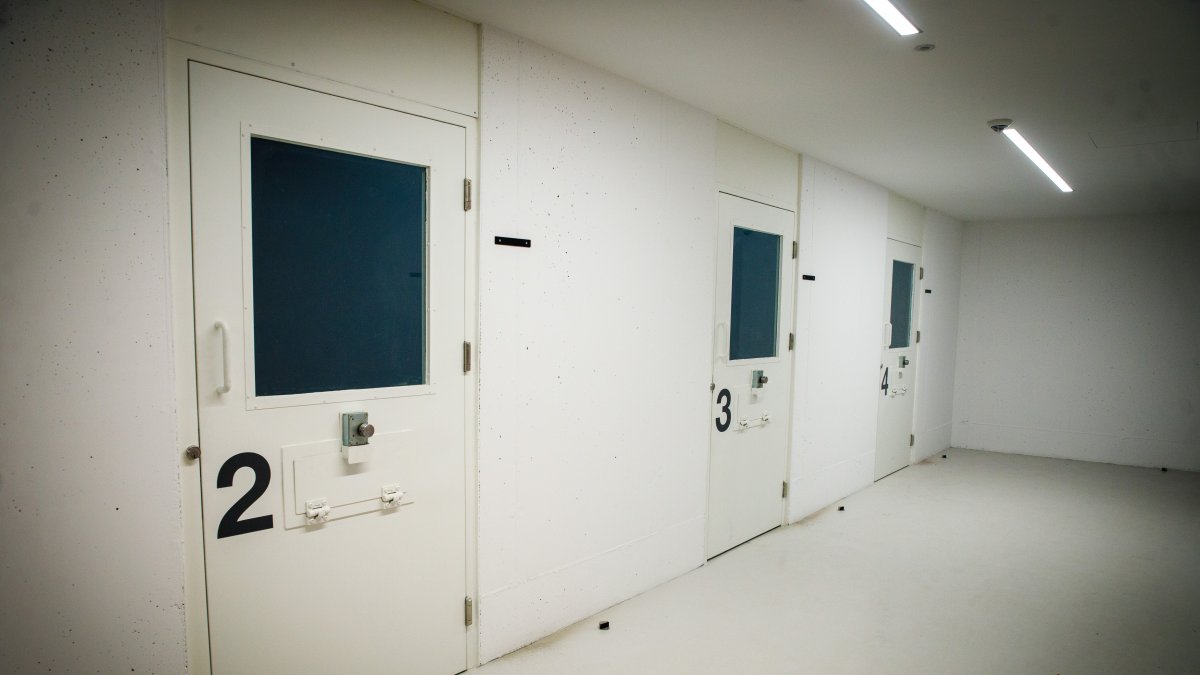 Algunes de les cel·les de la presó.