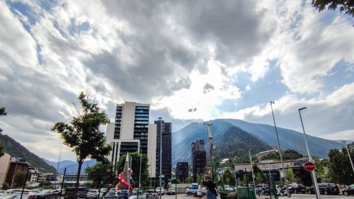 Terreny on es construiran les torres.