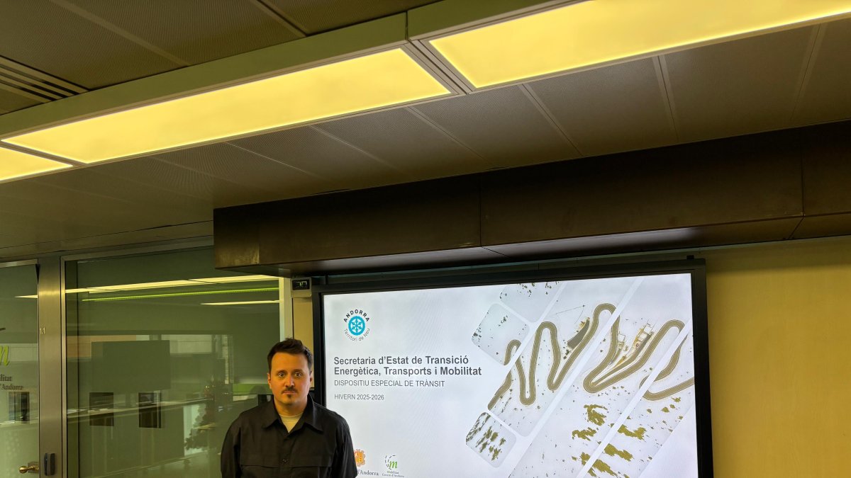 Daniel Boneta presentant el dispositiu.