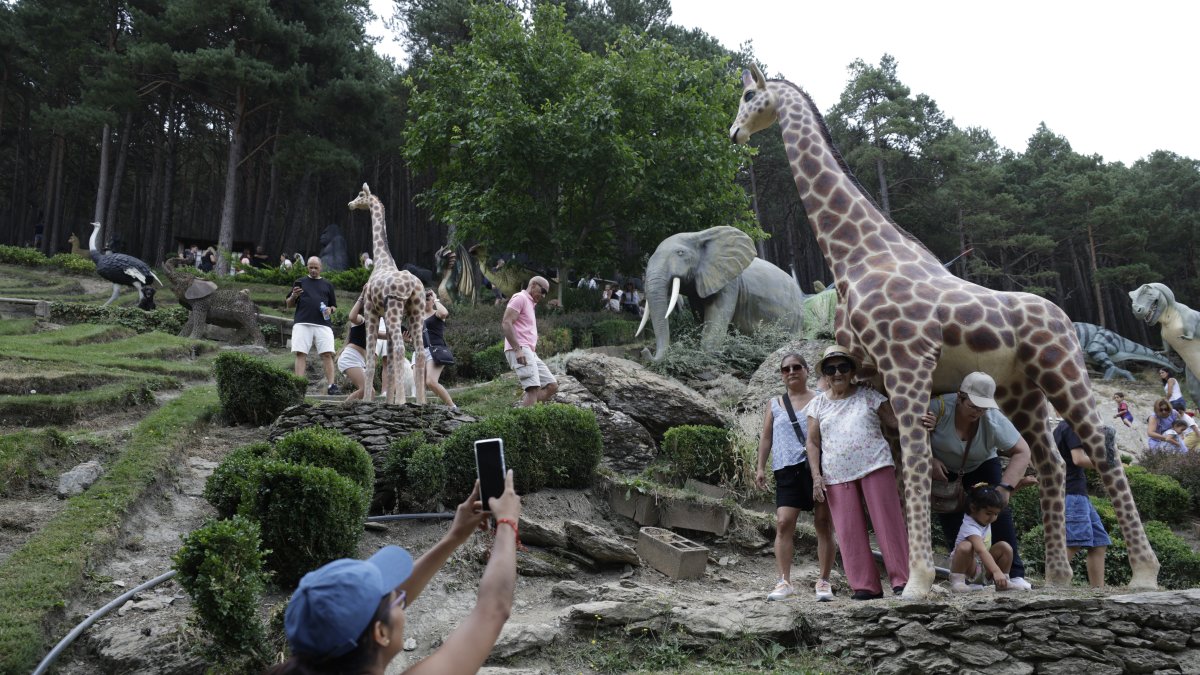 Visitants als jardins, l’estiu passat.