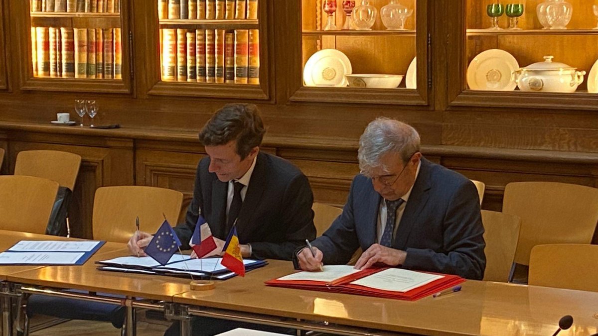 Andorra i França renoven per deu anys el conveni de cooperació educativa