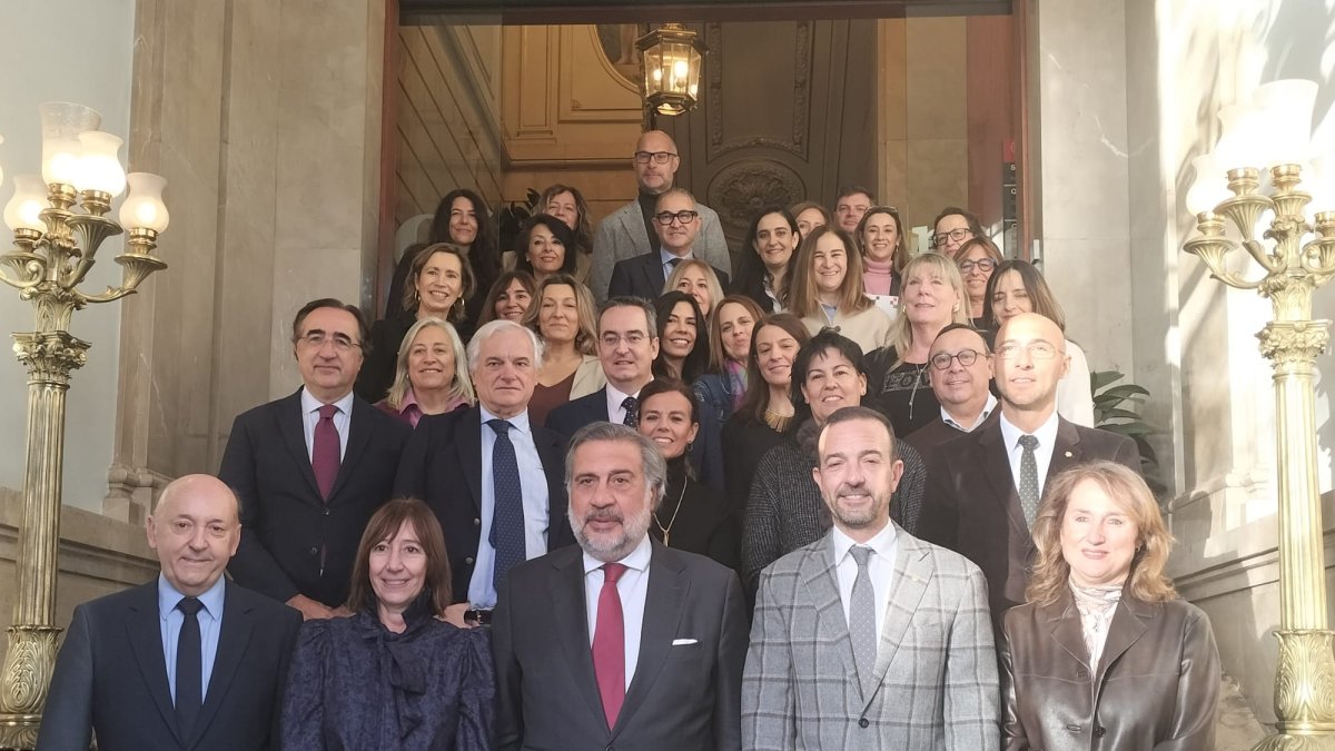 La delegació andorrana de la Cambra de Comerç amb els homòlegs madrilenys.