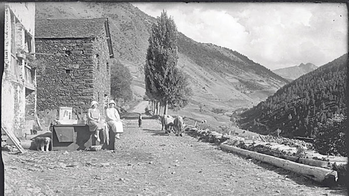 Carrterera general a Soldeu.