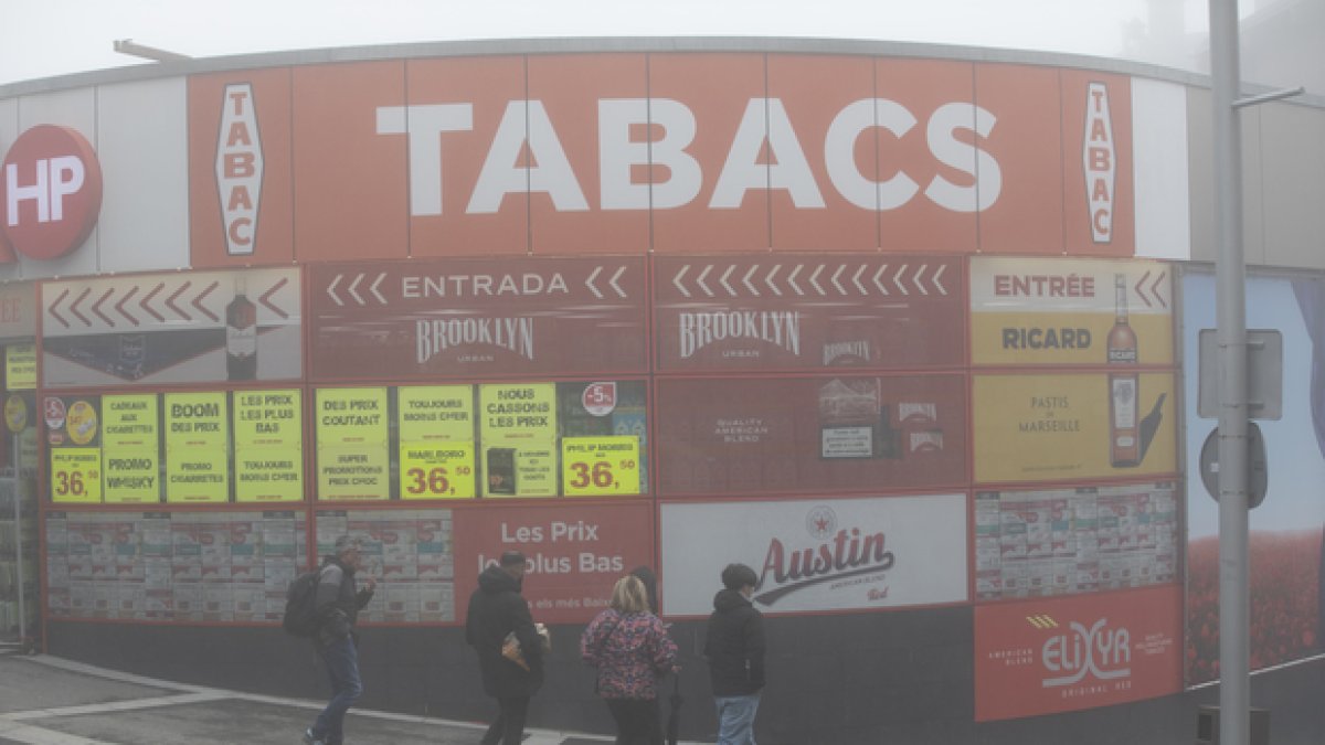 Comerç de tabac al Pas.