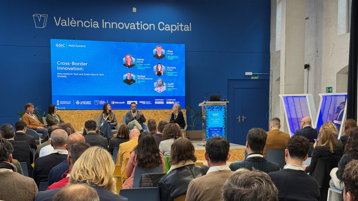 Una de les intervencions de la delegació andorrana al GSIC Summit València 2025.