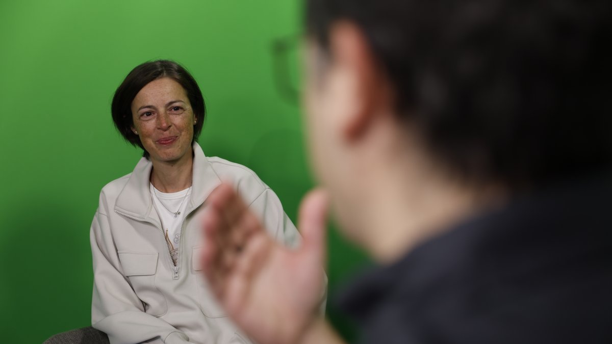 Mari Martínez durant l’entrevista al programa ‘Fora de joc’, de Diari TV.