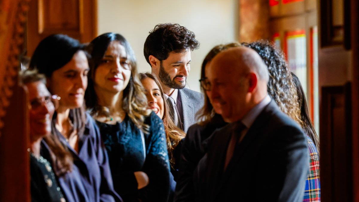 Escalé al Palau Episcopal.