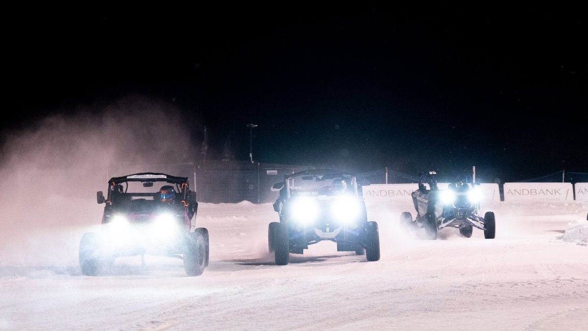 Categoria side by side.