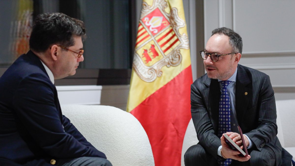 Espot, amb el representant del Copríncep.