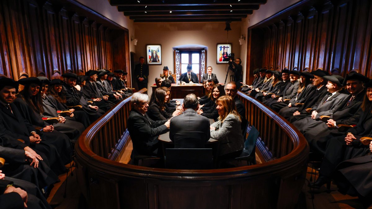 Els consellers generals i els membres del Govern a l’hemicicle de Casa de la Vall, ahir, dia de Sant Tomàs.