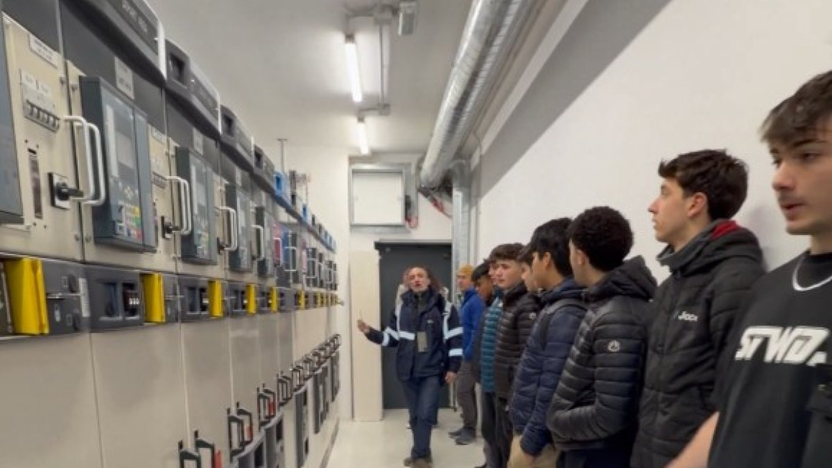 Estudiants d'FP de la Massana, visiten l'ETS de FEDA