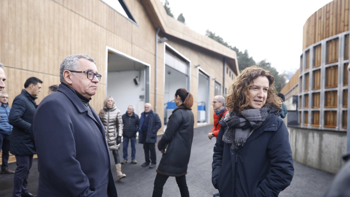 Albert Moles i Sílvia Calvó en una visita a l’ETR de la Gonarda.