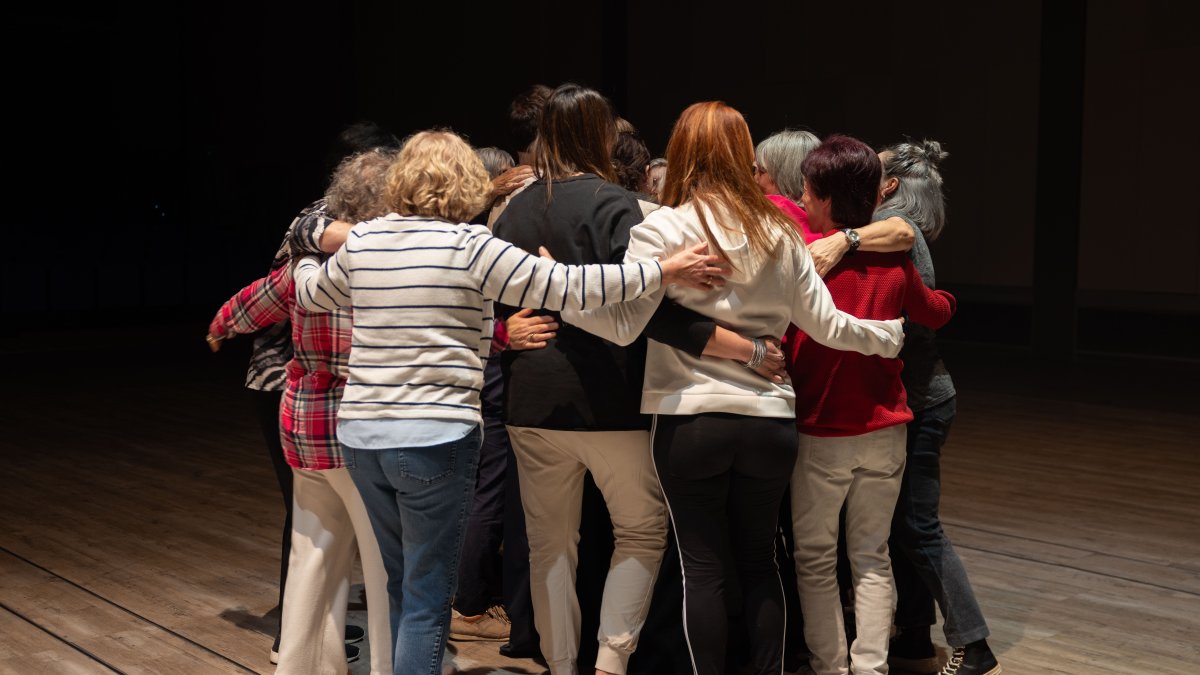 Un moment del taller de risoteràpia de l'Empodera't 2025.