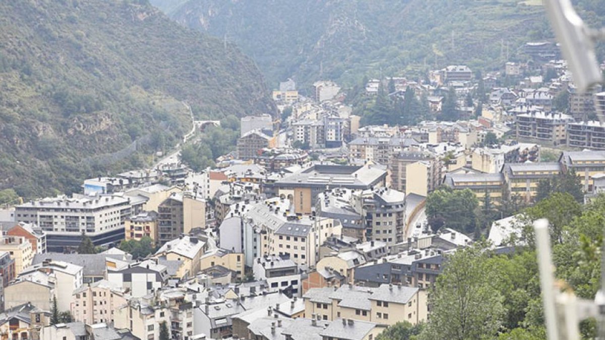 Vistes de Sant Julià de Lòria.