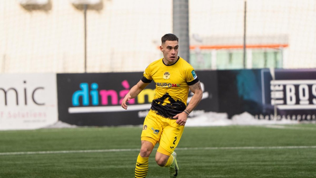 Eric de Pablos, durant un partit amb la UE Santa Coloma.