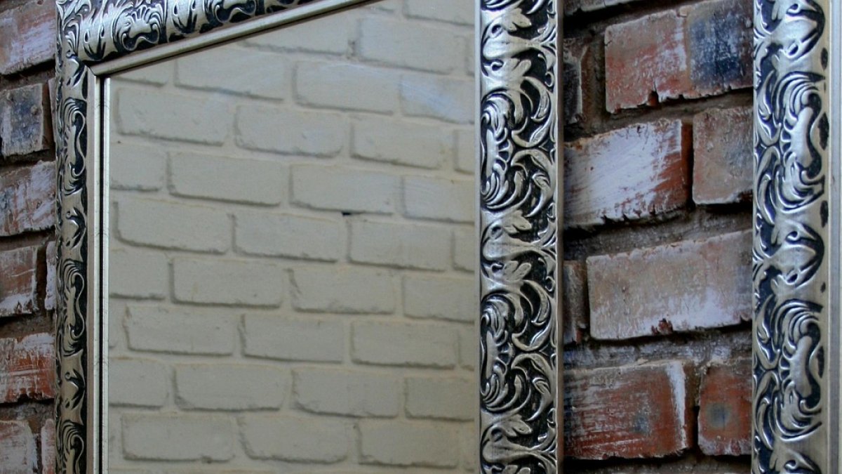 Les festes de Nadal també actuen com un mirall, on tot s'atura i revisitem records.