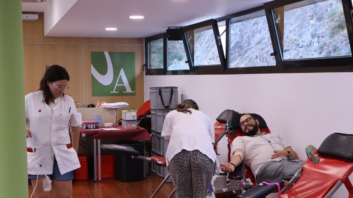 Campanya de donació de sang a l'UdA.