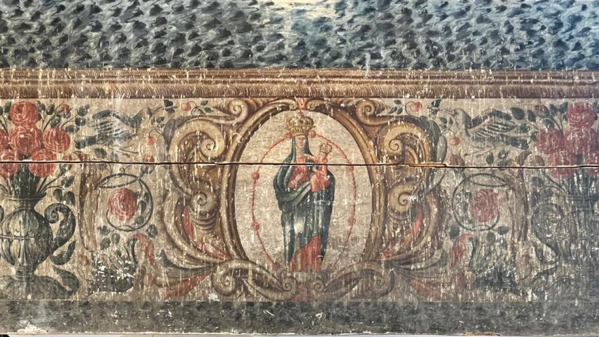El frontal d'altar de la capella del Roser de l'església de Sant Iscle i Santa Victòria de la Massana