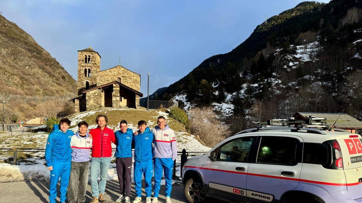 L’equip de la FAC que anirà a l’Índia.